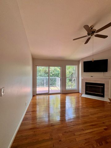 2495 Fountain Place, 5C, Lakeside Park, KY 41017