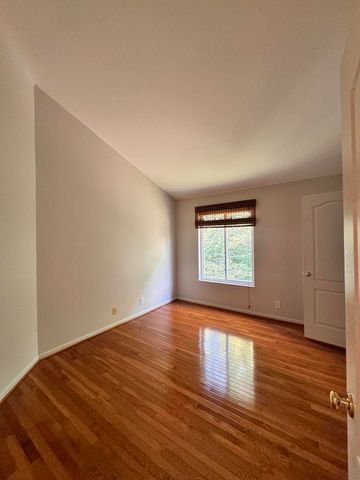 2495 Fountain Place, 5C, Lakeside Park, KY 41017