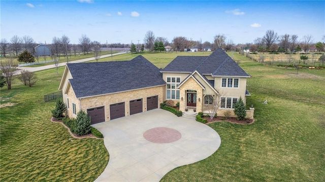 5460 W 208th Street, Bucyrus, KS 66013