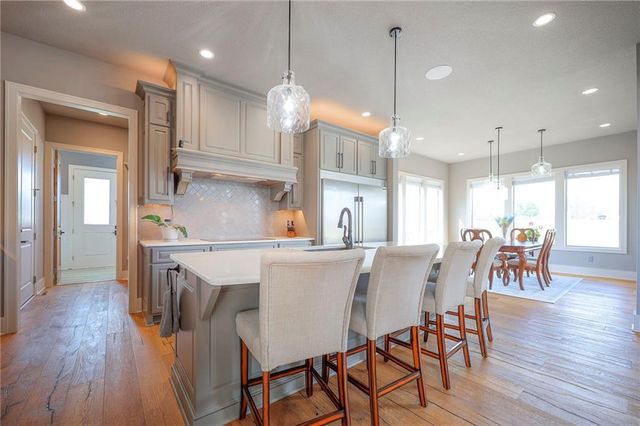 5460 W 208th Street, Bucyrus, KS 66013