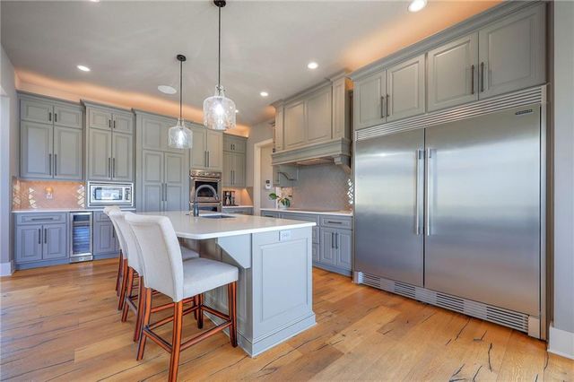 5460 W 208th Street, Bucyrus, KS 66013