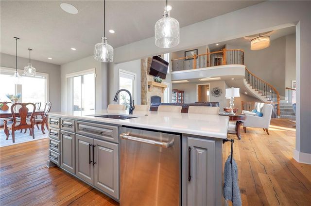 5460 W 208th Street, Bucyrus, KS 66013