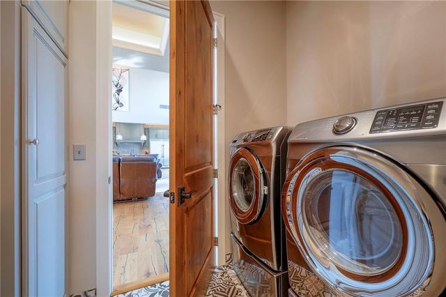 5460 W 208th Street, Bucyrus, KS 66013