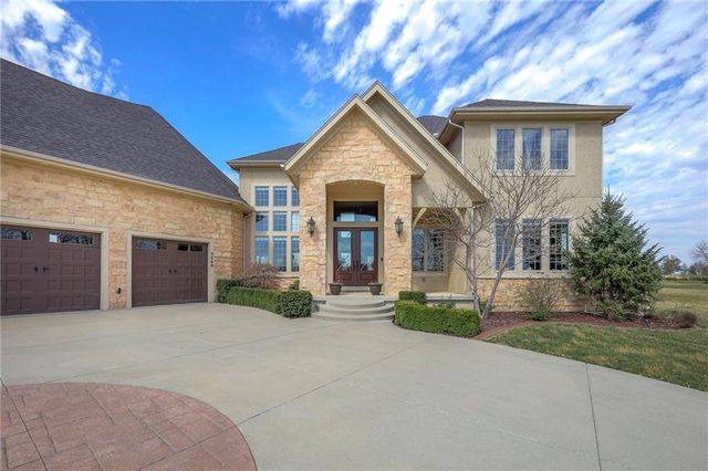 5460 W 208th Street, Bucyrus, KS 66013