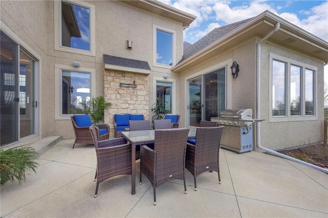 5460 W 208th Street, Bucyrus, KS 66013