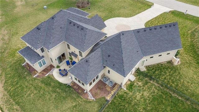 5460 W 208th Street, Bucyrus, KS 66013