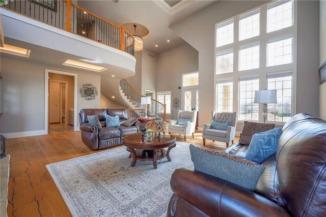 5460 W 208th Street, Bucyrus, KS 66013