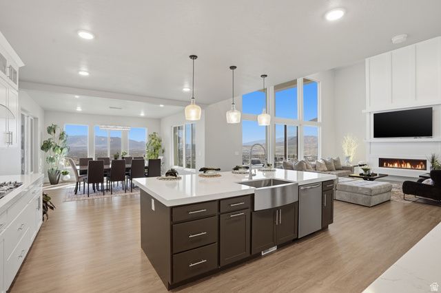 4197 N AUTUMN WOOD CIR, Lehi, UT 84048