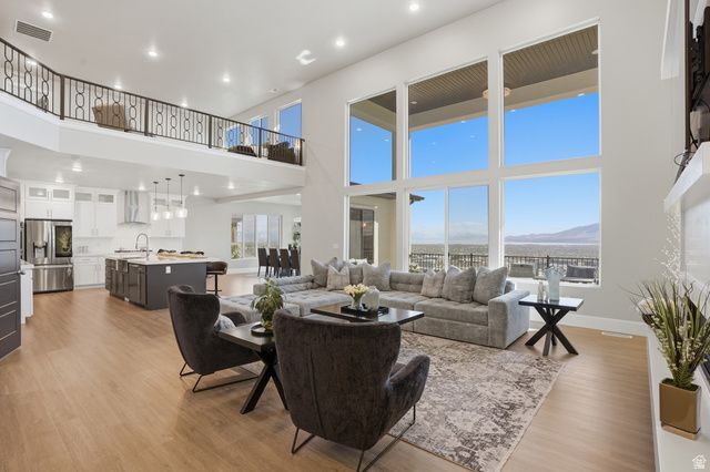 4197 N AUTUMN WOOD CIR, Lehi, UT 84048