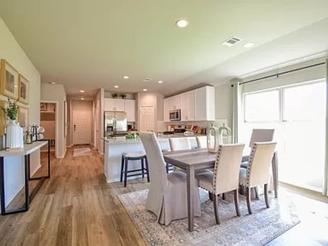 2620 E Gila Way, Fayetteville, AR 72701