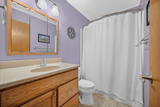 400 S P Street, Indianola, IA 50125