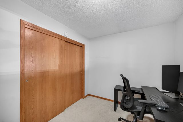 400 S P Street, Indianola, IA 50125