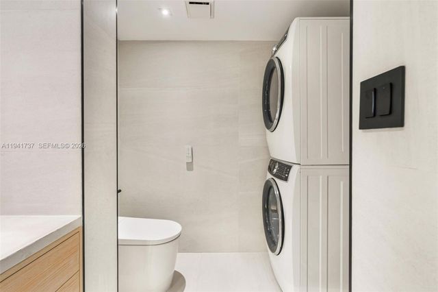 16485 Collins Ave 2438, Sunny Isles Beach, FL 33160