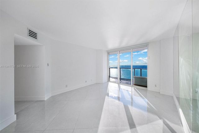16485 Collins Ave 2438, Sunny Isles Beach, FL 33160