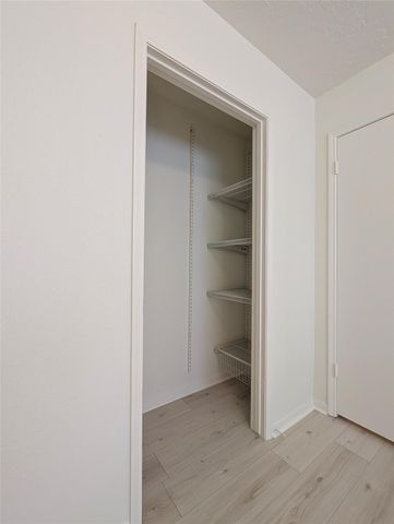 12214 Meadow Berry Drive, Meadows Place, TX 77477