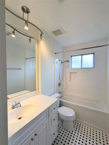 12214 Meadow Berry Drive, Meadows Place, TX 77477