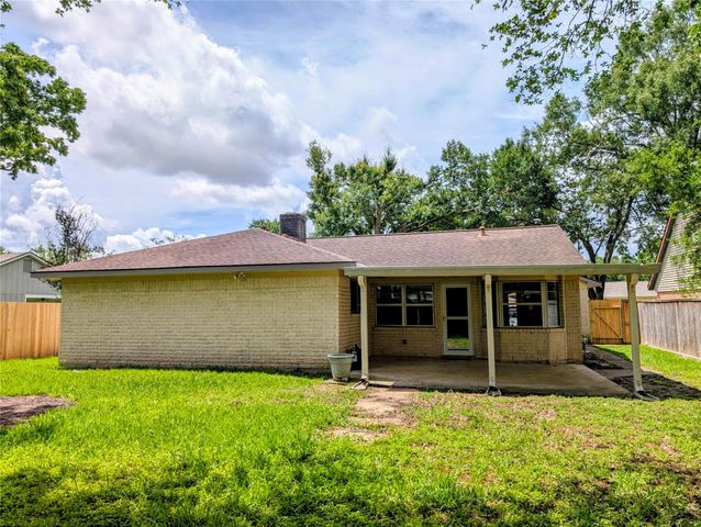 12214 Meadow Berry Drive, Meadows Place, TX 77477