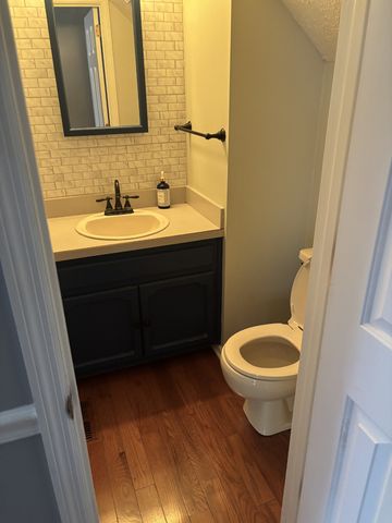 168 Allen Dr, Hendersonville, TN 37075