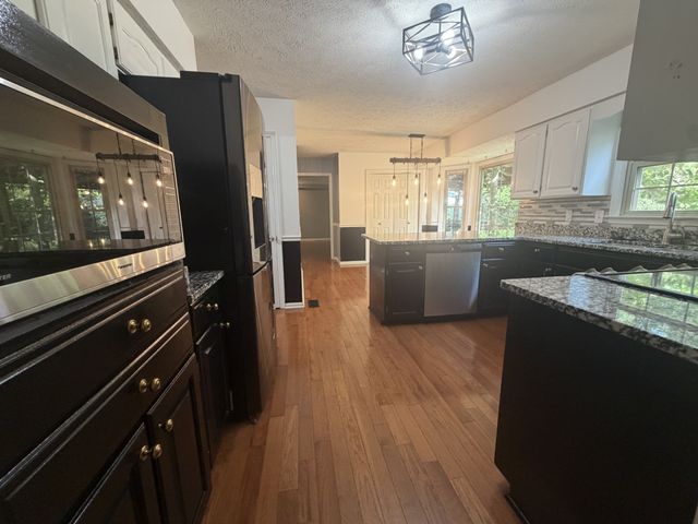 168 Allen Dr, Hendersonville, TN 37075