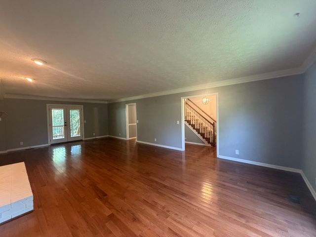 168 Allen Dr, Hendersonville, TN 37075