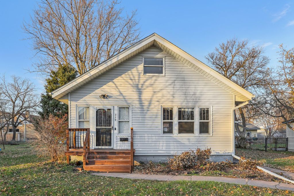 229 N 2nd Street, New Richmond, WI 54017