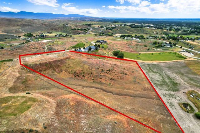 5487 N Willean Ln, Eagle, ID 83616
