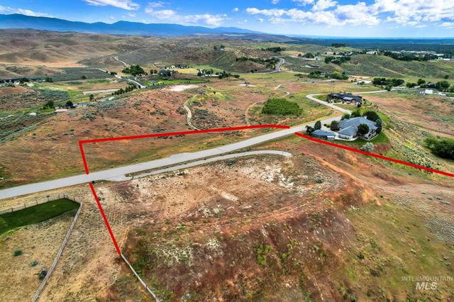5487 N Willean Ln, Eagle, ID 83616