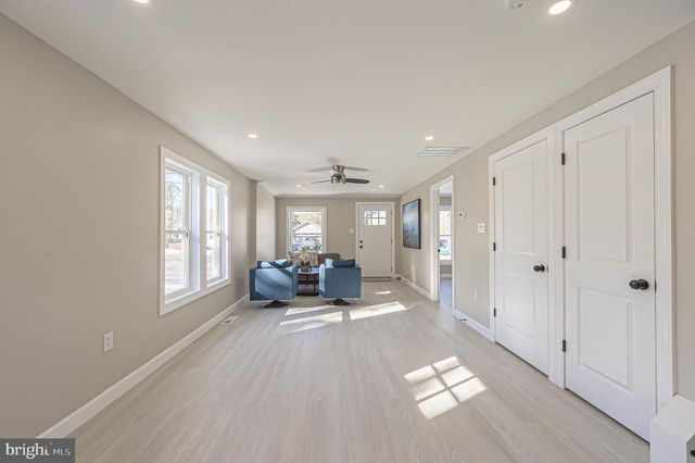 42 LEEDS POINT RD, Absecon, NJ 08205