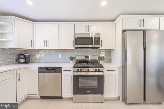 42 LEEDS POINT RD, Absecon, NJ 08205