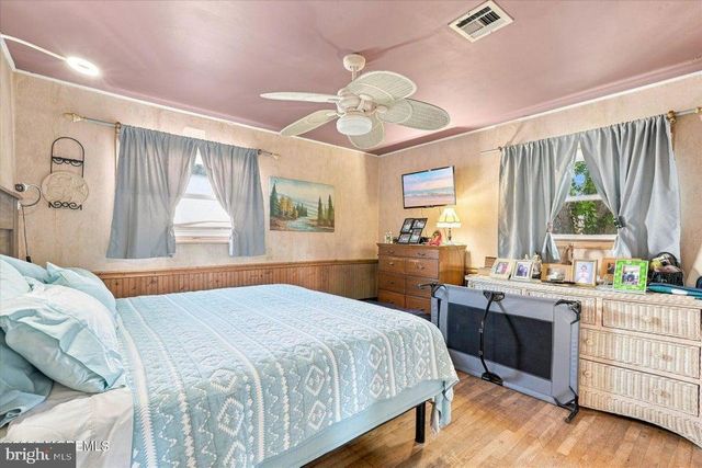 401 APPLEGATE AVE, Toms River, NJ 08757