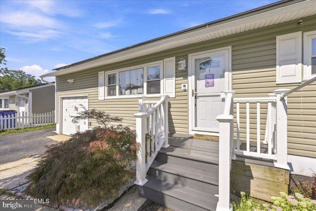 401 APPLEGATE AVE, Toms River, NJ 08757