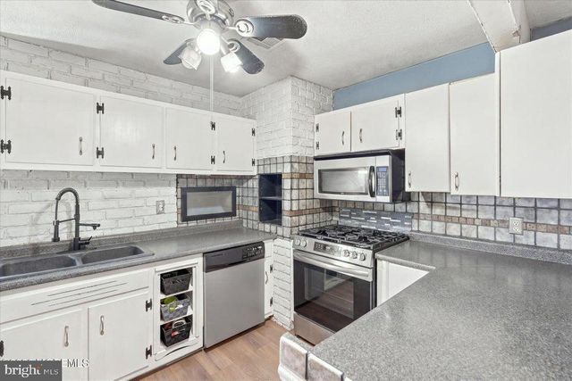 401 APPLEGATE AVE, Toms River, NJ 08757