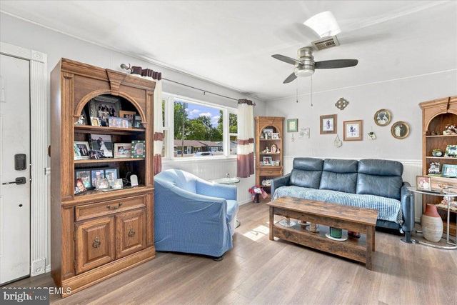 401 APPLEGATE AVE, Toms River, NJ 08757