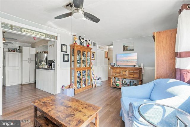 401 APPLEGATE AVE, Toms River, NJ 08757