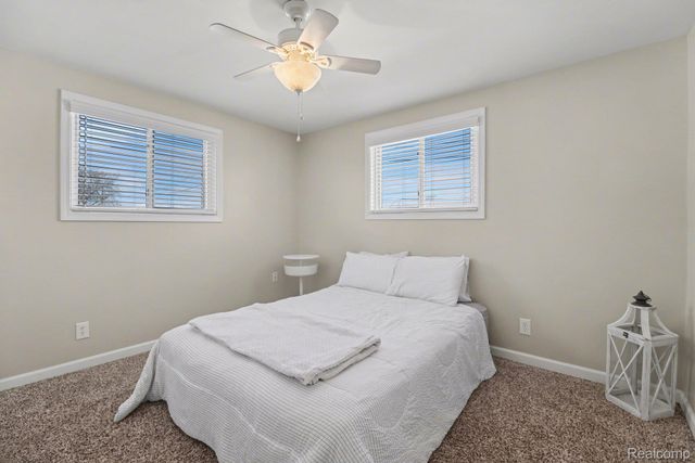 23225 Elaine Street, St. Clair Shores, MI 48080