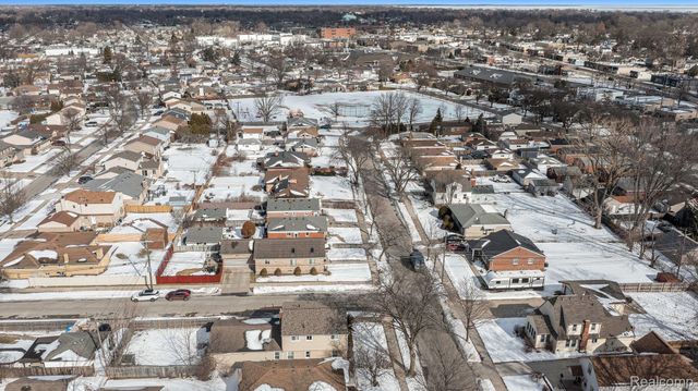 23225 Elaine Street, St. Clair Shores, MI 48080