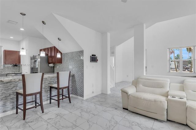 11669 SW 247th St, Homestead, FL 33032