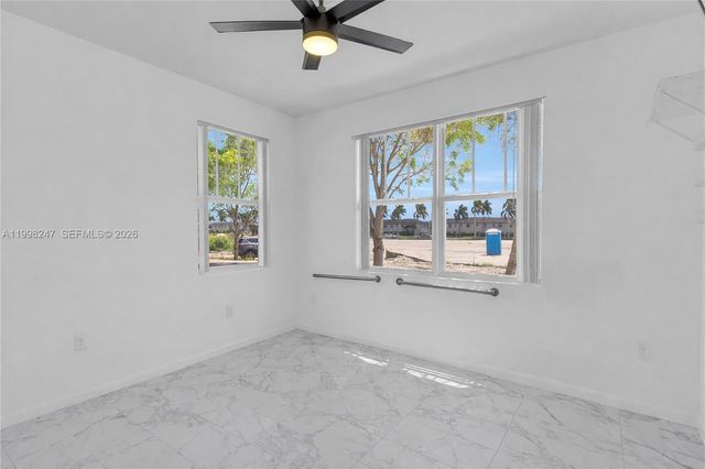 11669 SW 247th St, Homestead, FL 33032