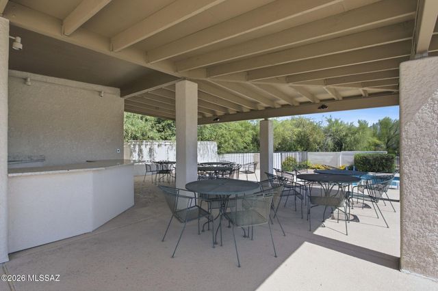 6770 E Camino Del Dorado, Tucson, AZ 85715