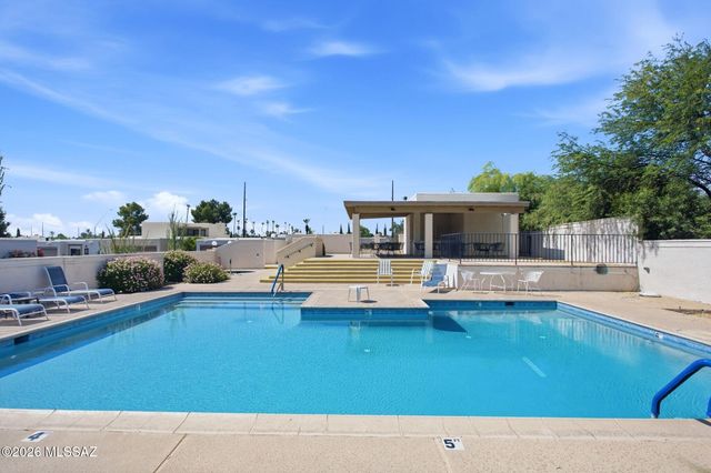6770 E Camino Del Dorado, Tucson, AZ 85715