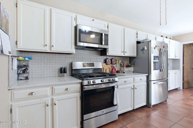 6770 E Camino Del Dorado, Tucson, AZ 85715
