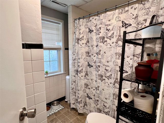 903 W 26TH Street, Erie, PA 16508