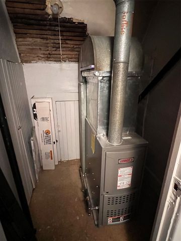 903 W 26TH Street, Erie, PA 16508