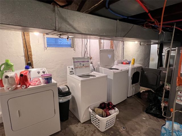 903 W 26TH Street, Erie, PA 16508