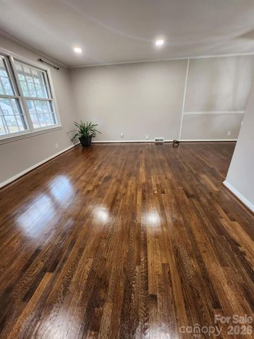 5217 Furman Place, Charlotte, NC 28210