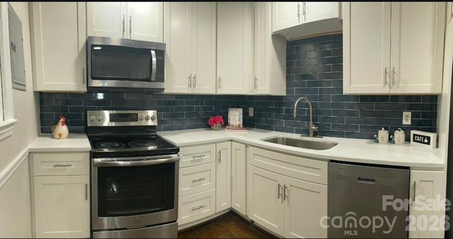 5217 Furman Place, Charlotte, NC 28210