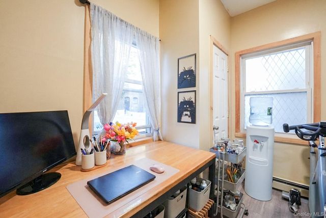 17 S 7th Avenue, Mount Vernon, NY 10550