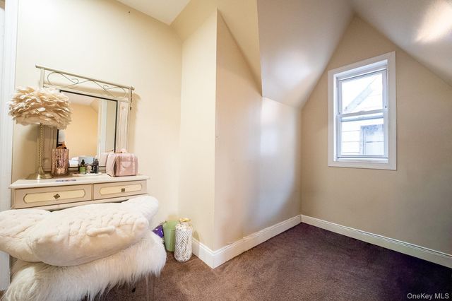 17 S 7th Avenue, Mount Vernon, NY 10550