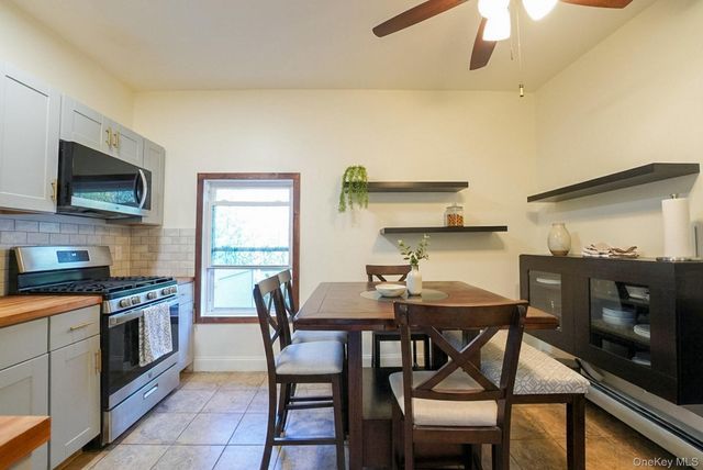 17 S 7th Avenue, Mount Vernon, NY 10550