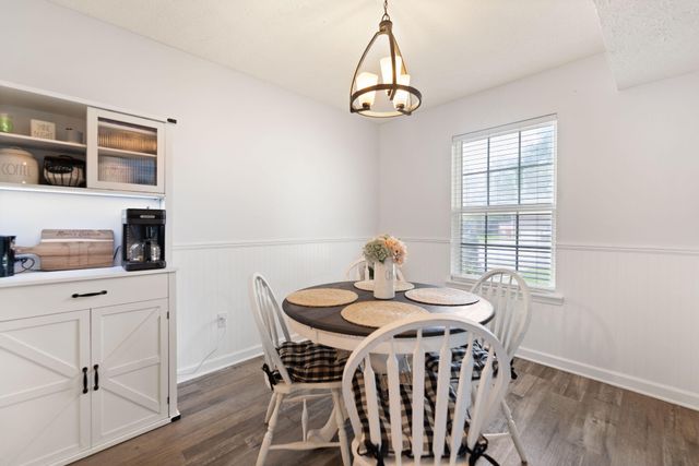 104 Bridgeway Court, Nicholasville, KY 40356